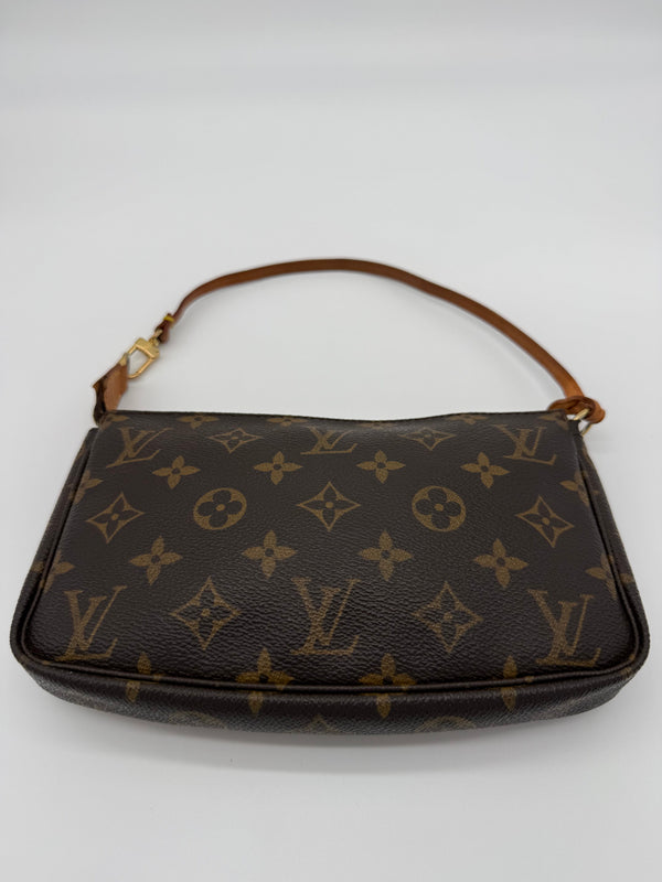 Louis Vuitton Pochette Accessoires