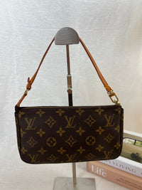 Louis Vuitton Pochette Accessoires Monogram Bag Original