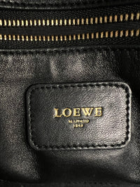 Loewe Amazona 28 in Metallic Grained Leather – Pewter Grey / Dark Silver