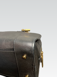 Loewe Amazona 28 in Metallic Grained Leather – Pewter Grey / Dark Silver