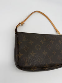 Louis Vuitton Pochette Accessoires
