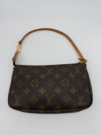 Louis Vuitton Pochette Accessoires Monogram