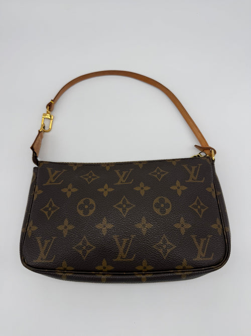 Louis Vuitton Pochette Accessoires Monogram