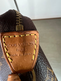 Louis Vuitton Pochette Accessoires - Original Model