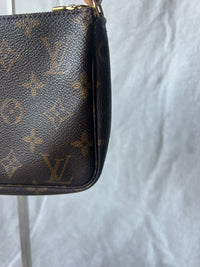 Louis Vuitton Pochette Accessoires