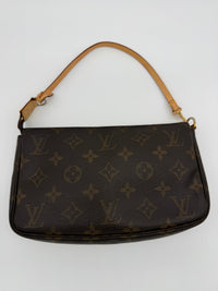 Louis Vuitton Pochette Accessoires