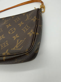 Louis Vuitton Pochette Accessoires