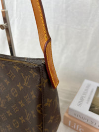 Louis Vuitton Looping MM Bag in Monogram Canvas