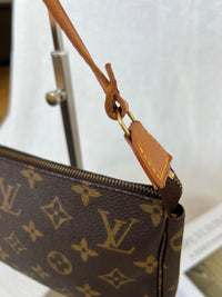 Louis Vuitton Pochette Accessoires Monogram Bag Original