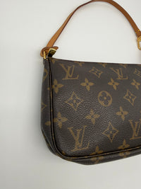 Louis Vuitton Pochette Accessoires Monogram
