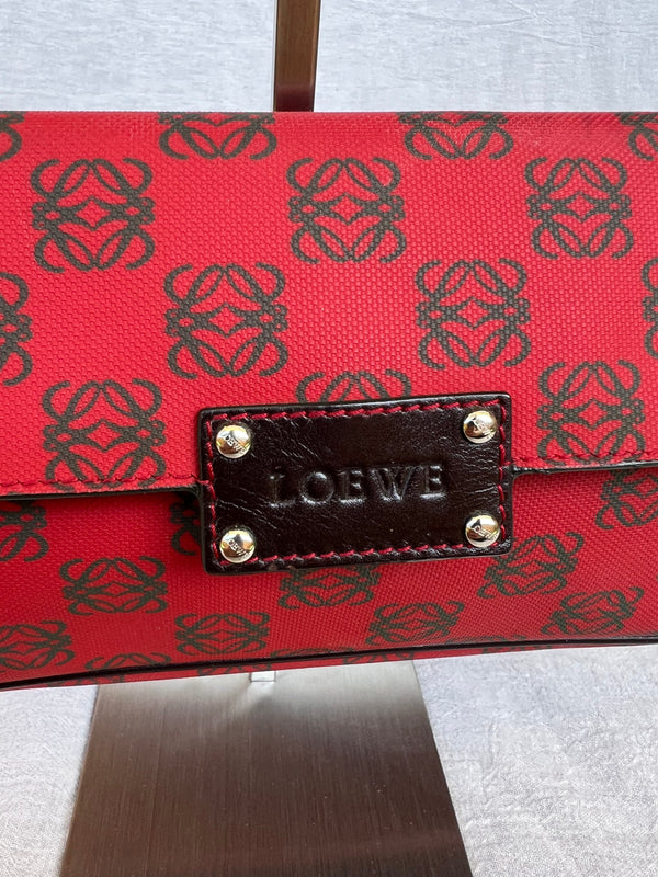 Loewe Anagram Flap Bag - Vibrant Red