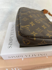Louis Vuitton Pochette Accessoires Monogram Bag Original