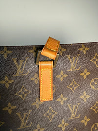 Louis Vuitton Luco Tote Monogram Canvas