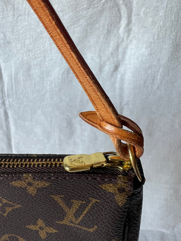 Louis Vuitton Pochette Accessoires