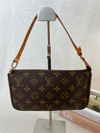 Louis Vuitton Pochette Accessoires Monogram Bag Original
