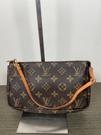 Louis Vuitton Pochette Accessoires - Original Model