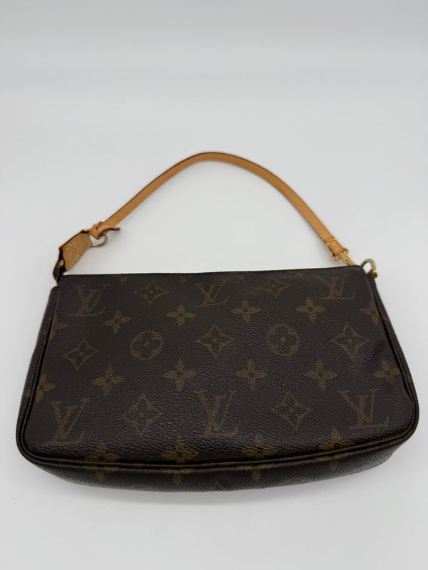 Louis Vuitton Pochette Accessoires