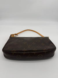 Louis Vuitton Pochette Accessoires