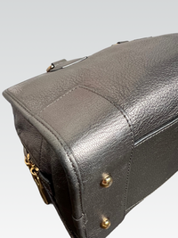 Loewe Amazona 28 in Metallic Grained Leather – Pewter Grey / Dark Silver