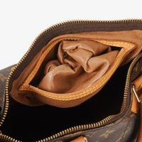 Louis Vuitton Speedy 30 Bag in Monogram Canvas