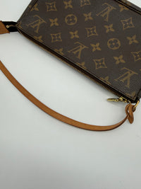 Louis Vuitton Pochette Accessoires Monogram